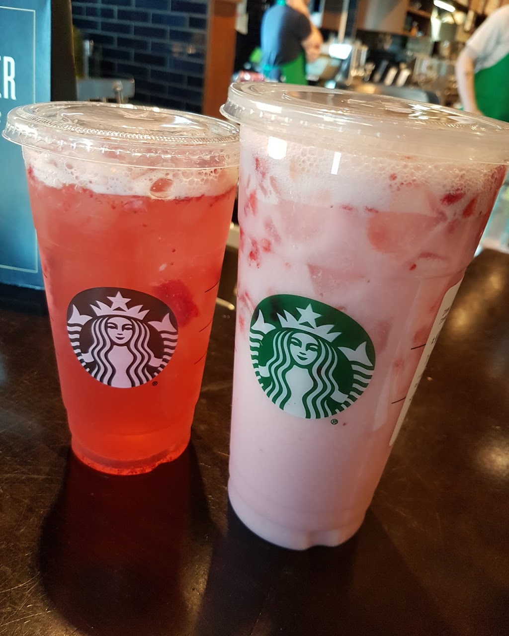 Starbucks | 580 Fanshawe Park Rd E Unit 1, London, ON N5X 1H1, Canada | Phone: (519) 645-7174
