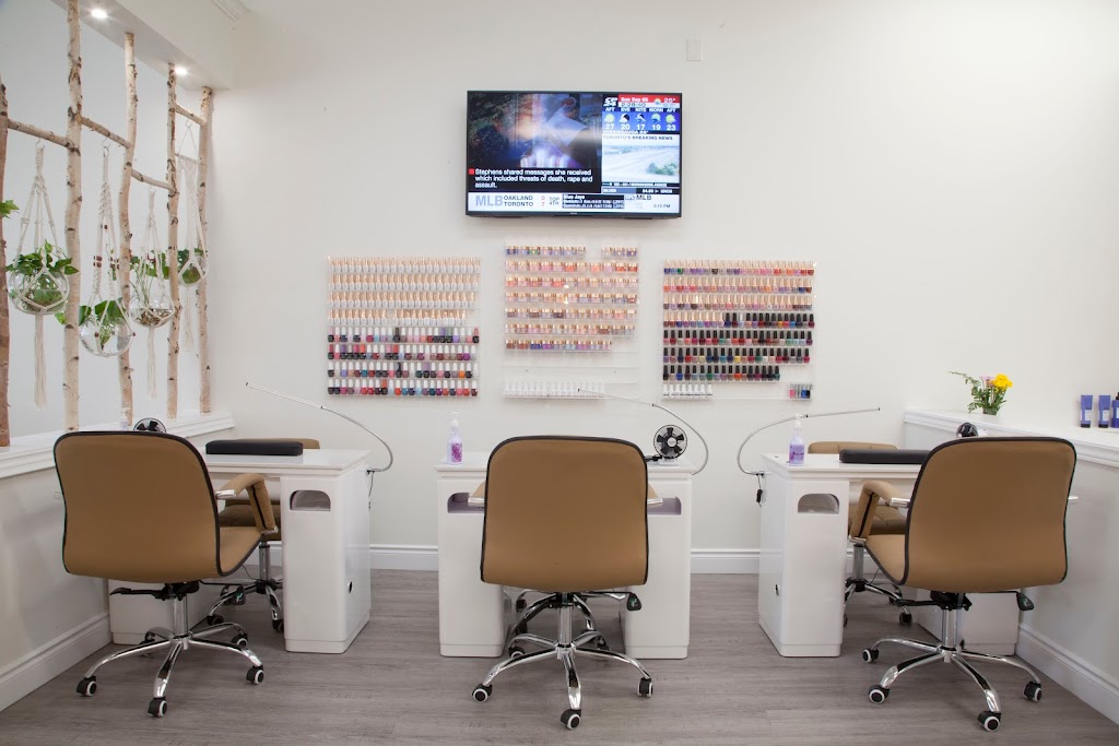 Bloom Hair & Nail Salon | 1160 Upper Paradise Rd Unit #2, Hamilton, ON L9B 2N9, Canada | Phone: (905) 318-7188
