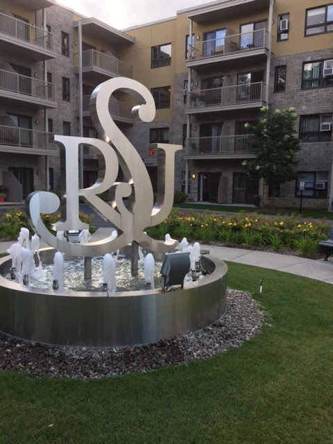 Résidence St-Jean-sur-Richelieu | 275 Boulevard Saint-Luc, Saint-Jean-sur-Richelieu, QC J2W 0B7, Canada | Phone: (450) 357-4280