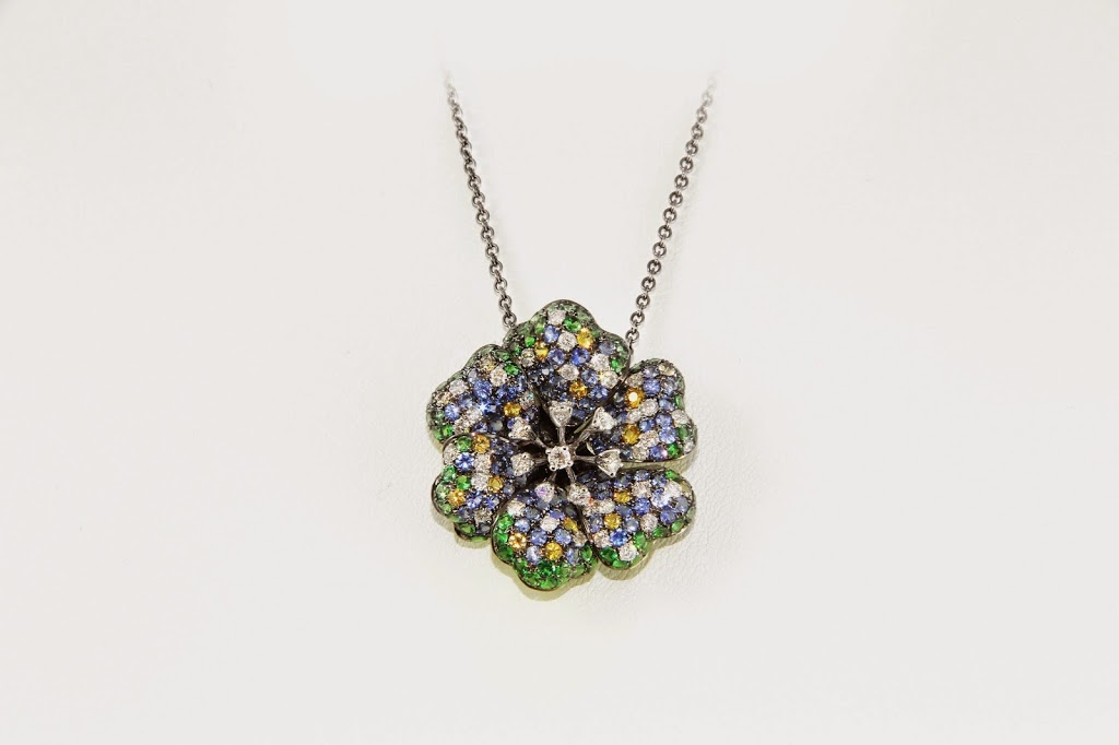 Nora jewellery | 7181 Yonge St, Thornhill, ON L3T 2A9, Canada | Phone: (905) 597-7792