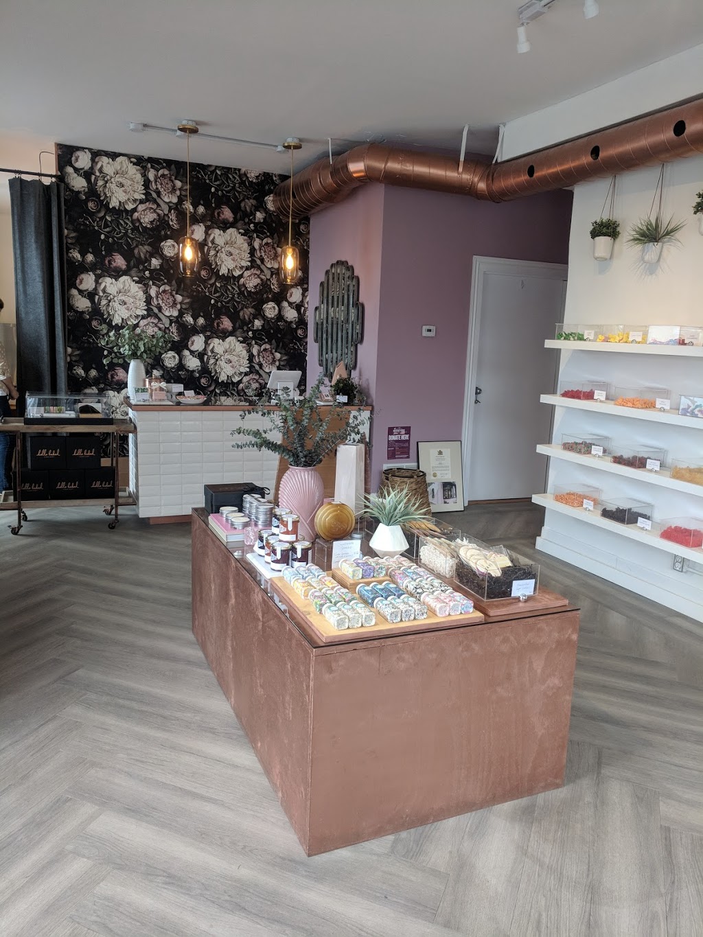 hello baked | 342 Barton St E, Hamilton, ON L8L 2X7, Canada