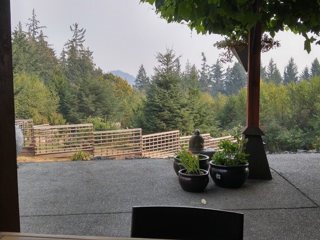 Foggy Mountain BnB | 10430 W Coast Rd, Shirley, BC V9Z 1G8, Canada | Phone: (250) 646-2334