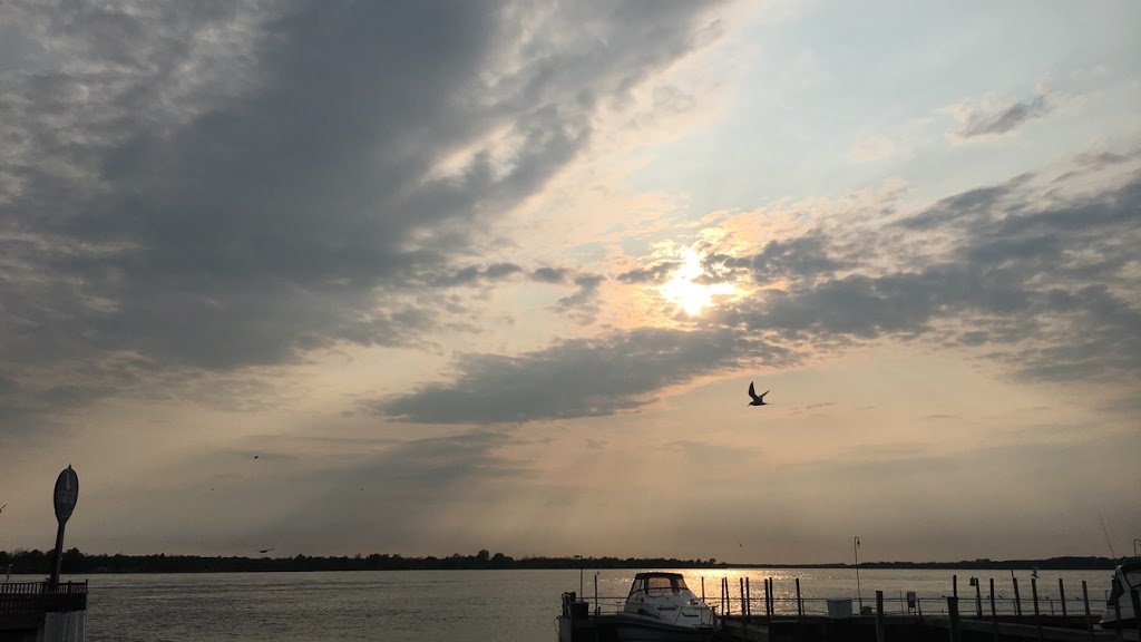 Harbour Place Marine | 2192 Niagara St, Buffalo, NY 14207, USA | Phone: (716) 876-5944