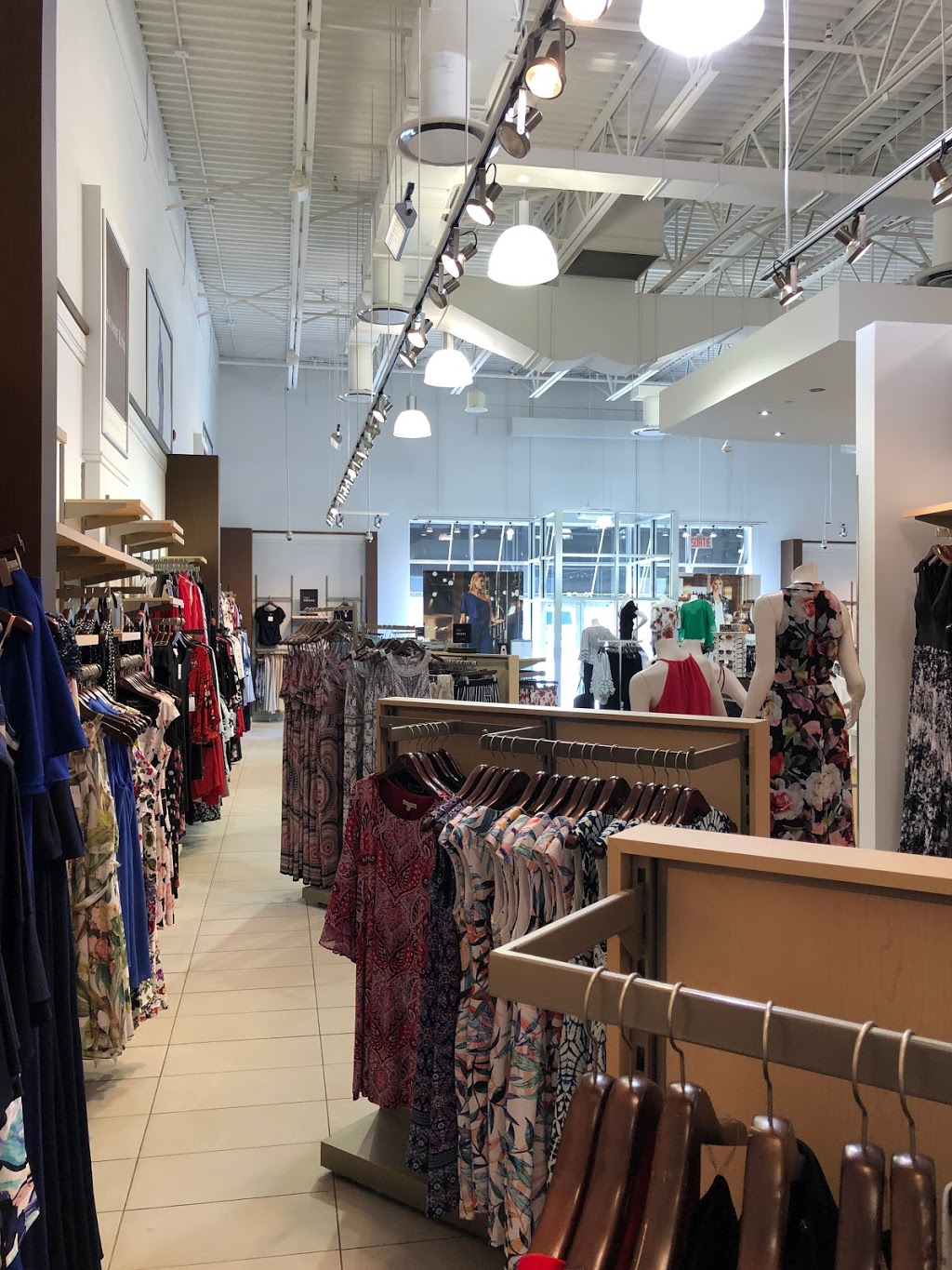 Melanie Lyne | 79 Boulevard de la Gappe, Gatineau, QC J8T 0B5, Canada | Phone: (819) 243-8866
