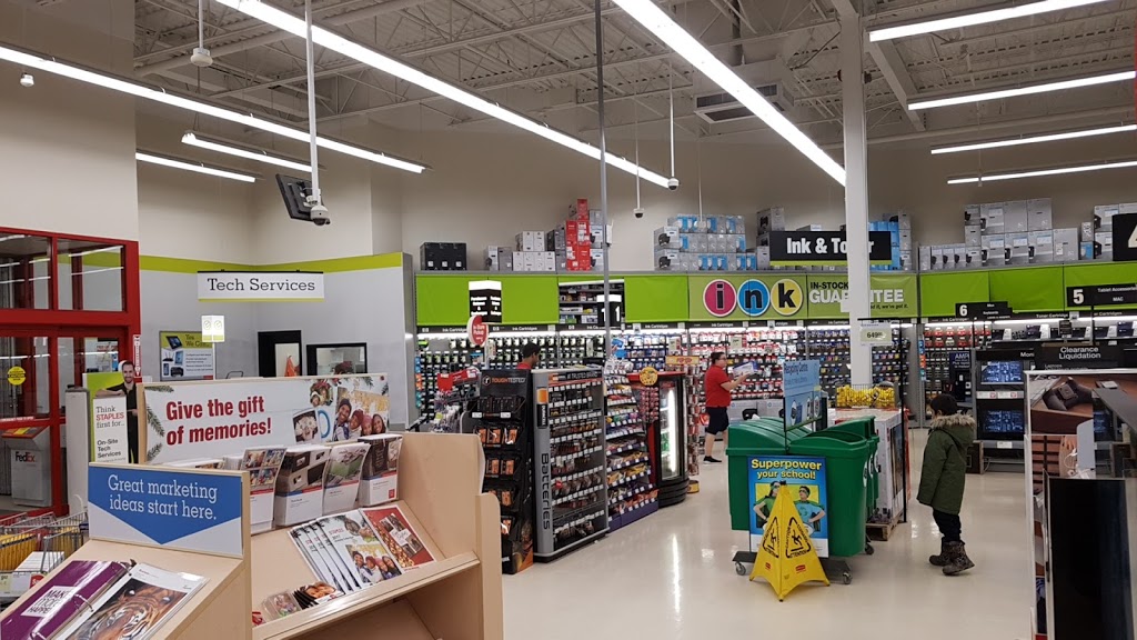 Staples | 1010 Hoover Park Dr #2, Whitchurch-Stouffville, ON L4A 0K2, Canada | Phone: (905) 642-6800