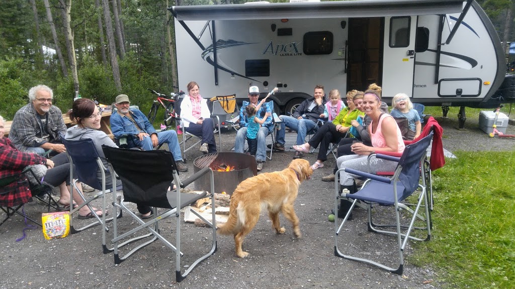 McLean Creek Campers Centre | 3 McLean Creek Trail, Bragg Creek, AB T0L 0K0, Canada | Phone: (403) 949-3132