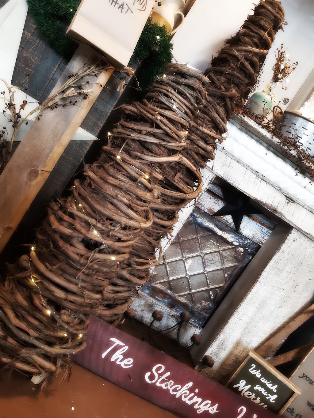This And That Country Home Decor | 4 Elizabeth Dr, Allenford, ON N0H 1A0, Canada | Phone: (519) 270-7614