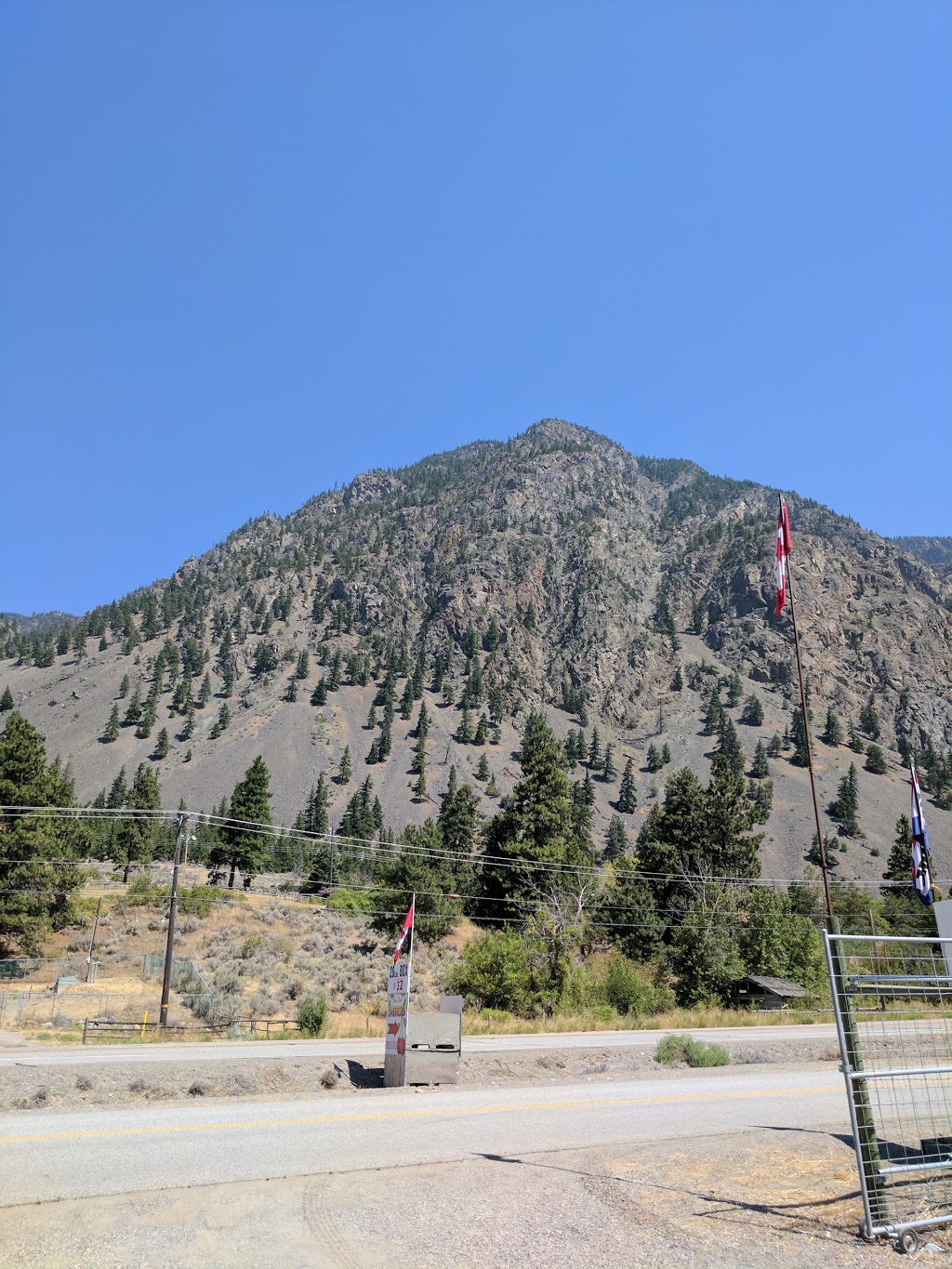 Samosa Gardens | 3059 BC-3, Keremeos, BC V0X 1N1, Canada | Phone: (250) 499-2700
