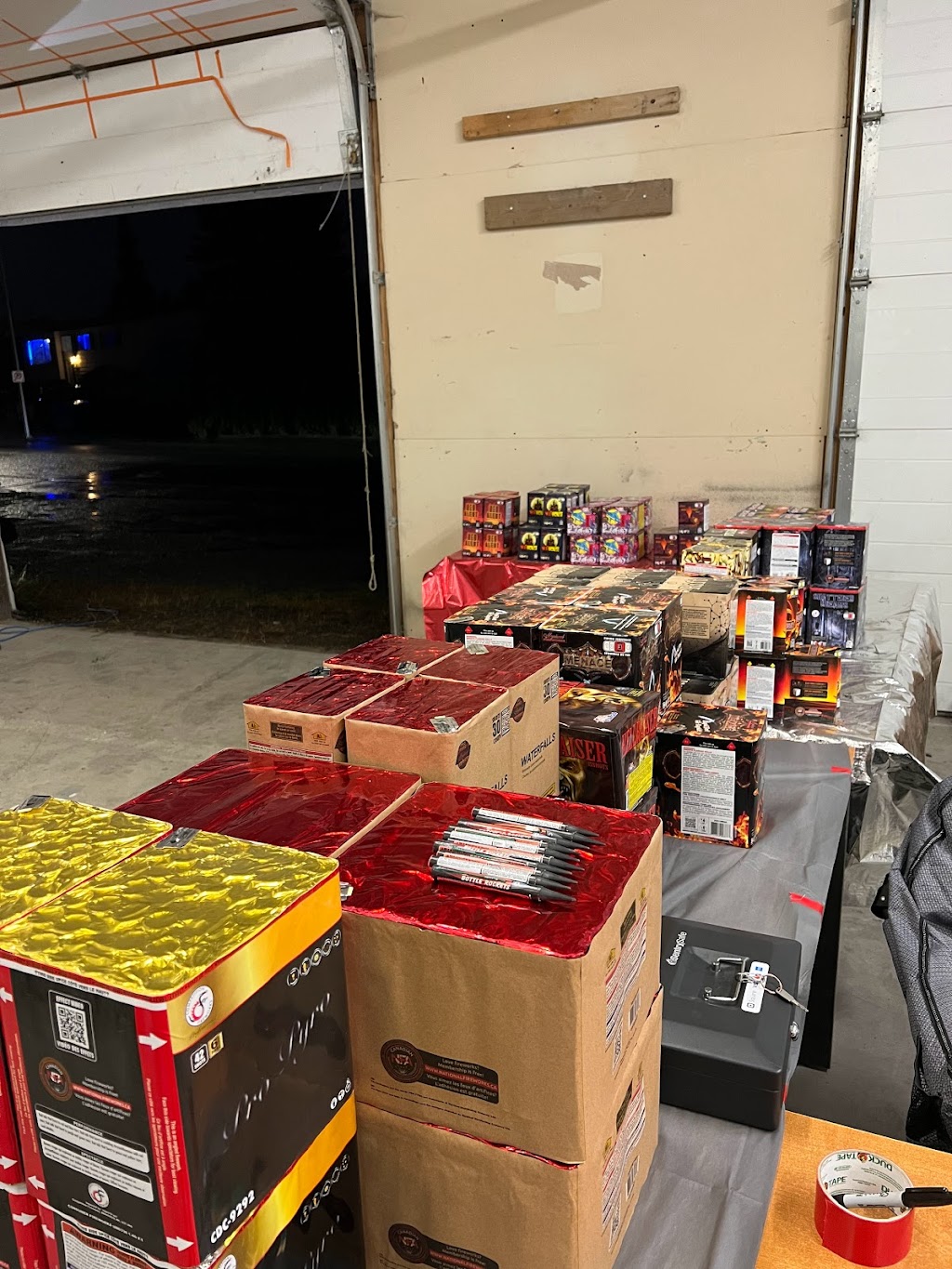 Redzone Fireworks | 8858 Ashwell Rd, Chilliwack, BC V2P 5M5, Canada | Phone: (604) 703-8553