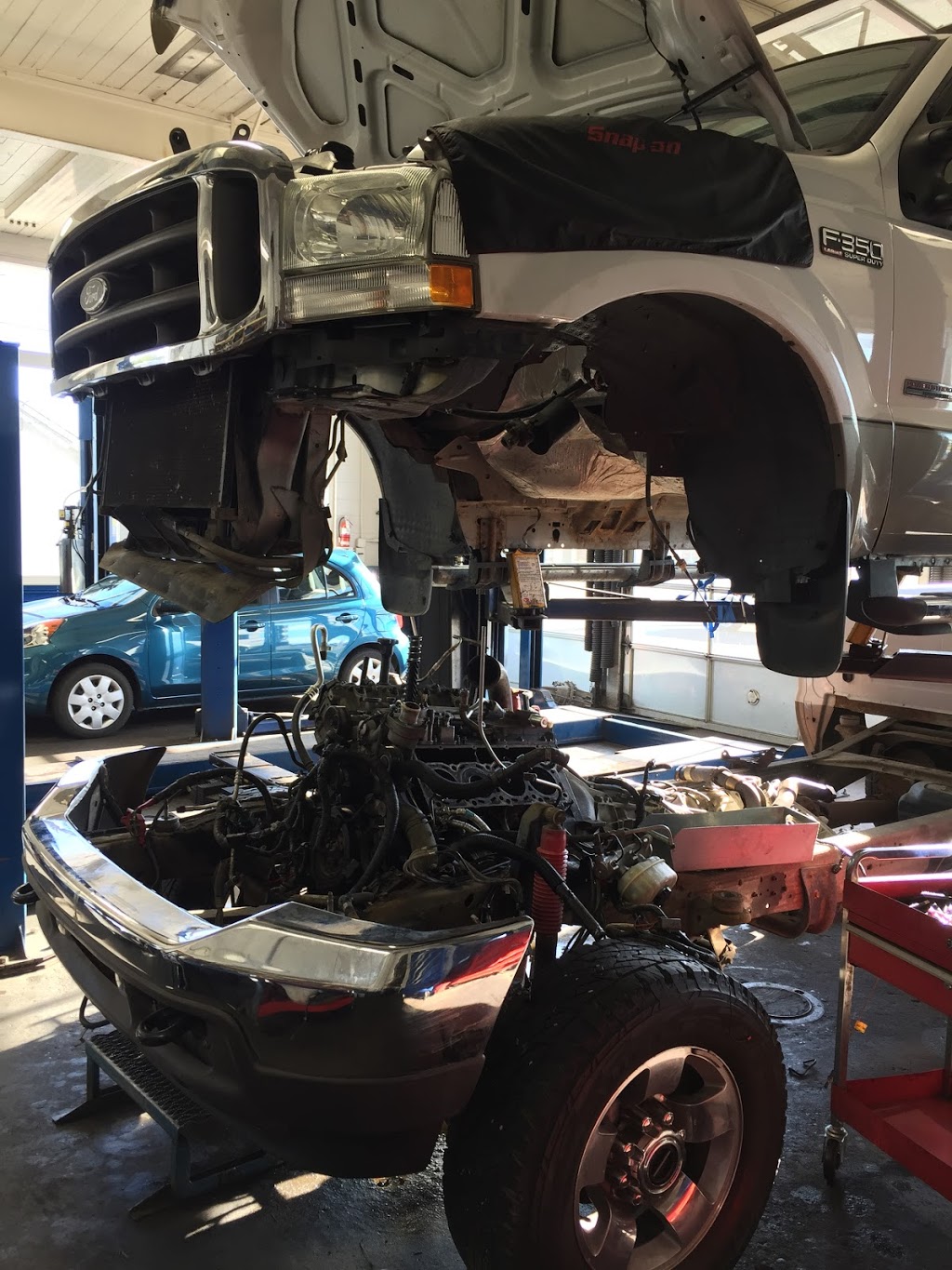 Clair Downey Service | 9429 Canora Rd, Sidney, BC V8L 1P2, Canada | Phone: (250) 656-2921