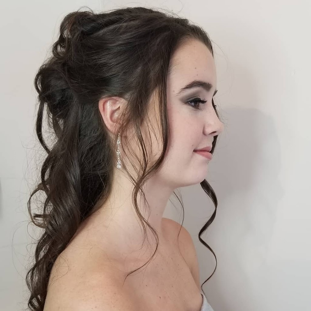 Snip Ripp & Roll Hair Studio | 14110 Old Simcoe Rd, Prince Albert, ON L9L 1C1, Canada | Phone: (905) 447-4426