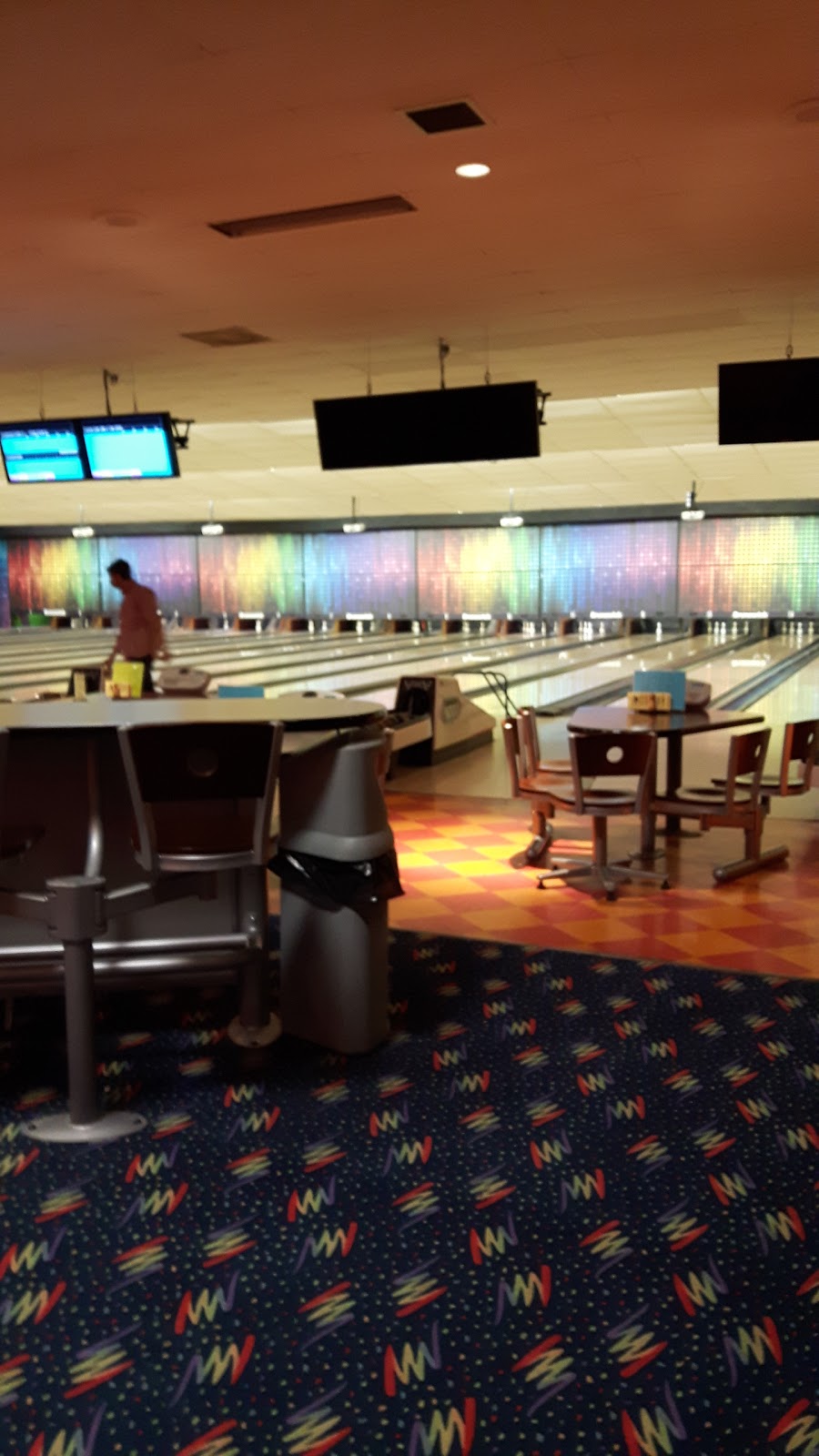 Canadian Bowling Centre | 217 Fairmont Dr, Saskatoon, SK S7M 5B8, Canada | Phone: (306) 384-2400