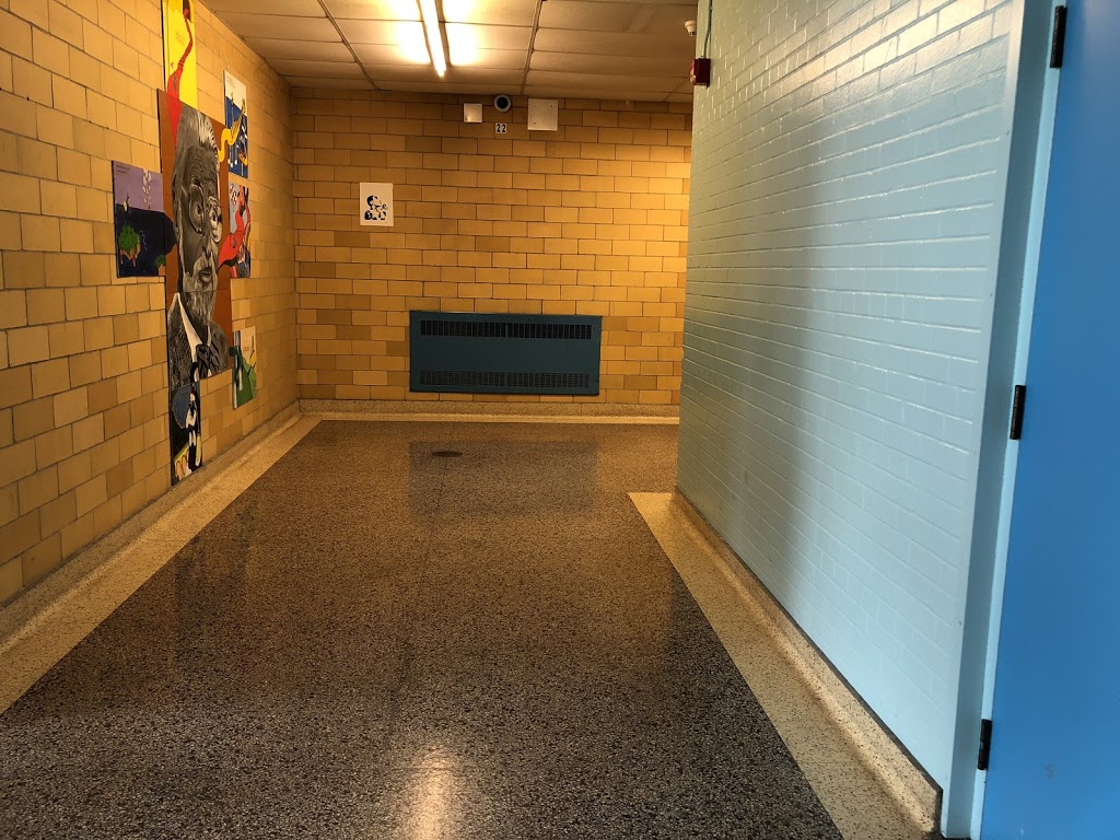 Burnhamthorpe Collegiate Institute | 500 The East Mall, Etobicoke, ON M9B 2C4, Canada | Phone: (416) 394-7130