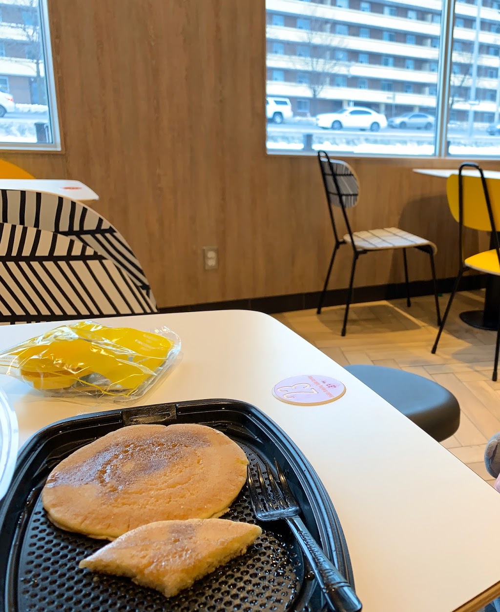 McDonalds | 3510 Derry Rd E, Mississauga, ON L4T 3V7, Canada | Phone: (905) 677-8711
