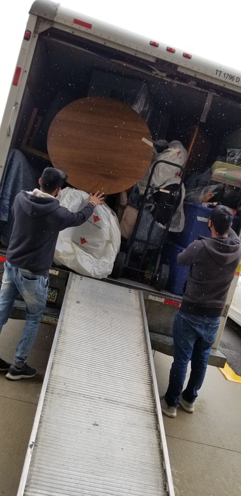 S&M Packers and Movers | 3 Almayo Crescent, Etobicoke, ON M9V 2L4, Canada | Phone: (647) 466-2353