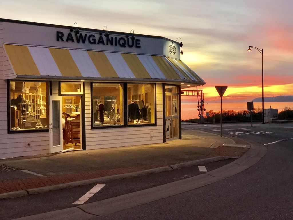 Rawganique Hemp Clothing and Lifestyle Store | 101 Marine Dr, Blaine, WA 98230, USA | Phone: (720) 899-4367