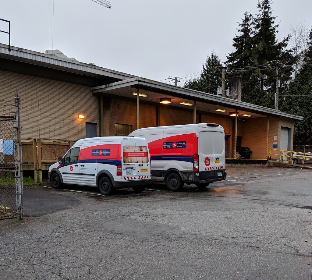 Canada Post | 6025 Sussex Ave, Burnaby, BC V5H 3B0, Canada