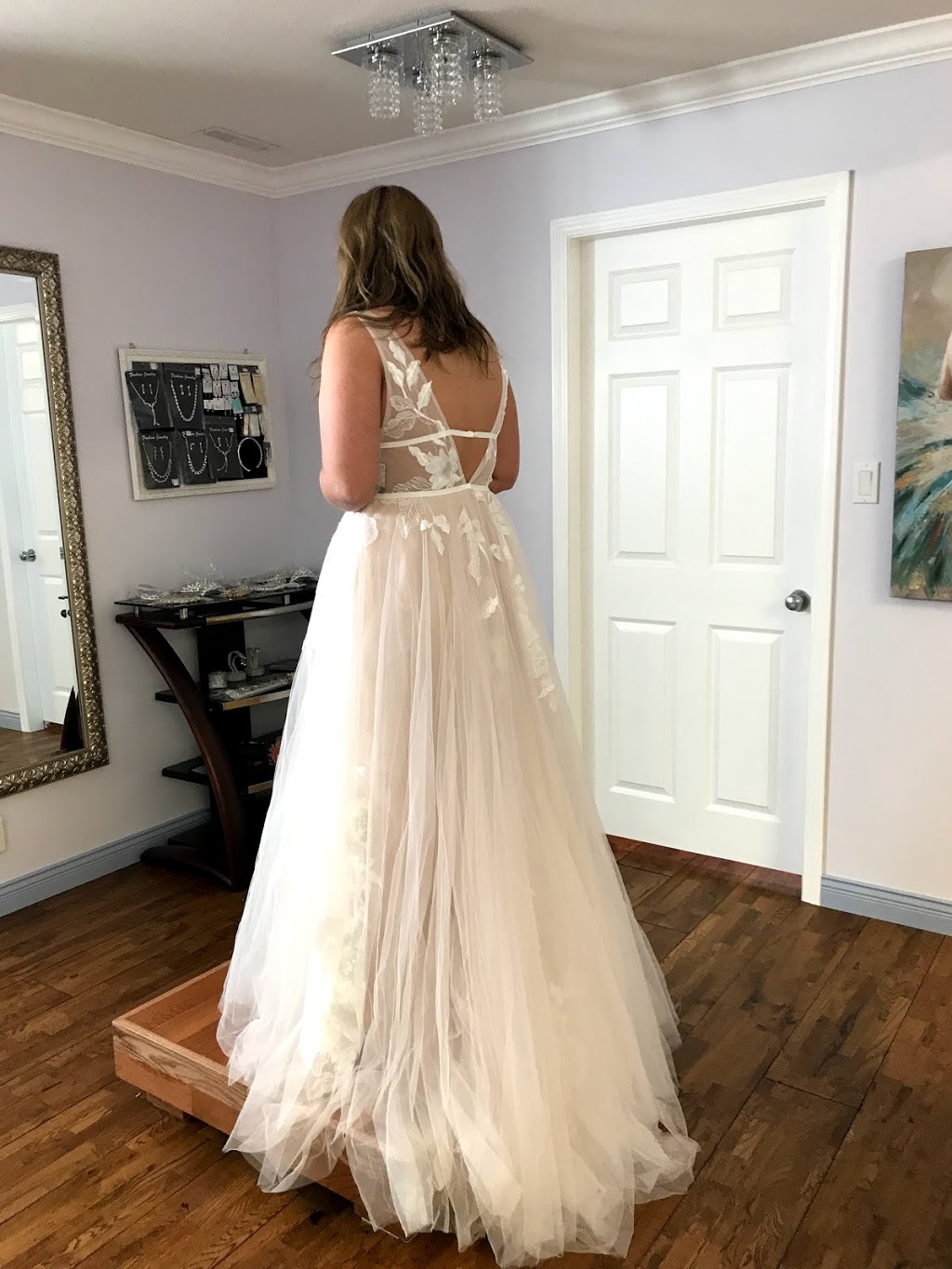 Fariba Fashion | 2527 Eagle Mountain Dr, Abbotsford, BC V3G 3A1, Canada | Phone: (604) 374-6772