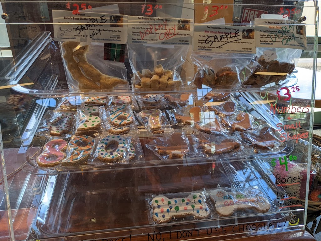 Two Beggars | 6 Prince St, Charlottetown, PE C1A 4P5, Canada | Phone: (902) 978-0309