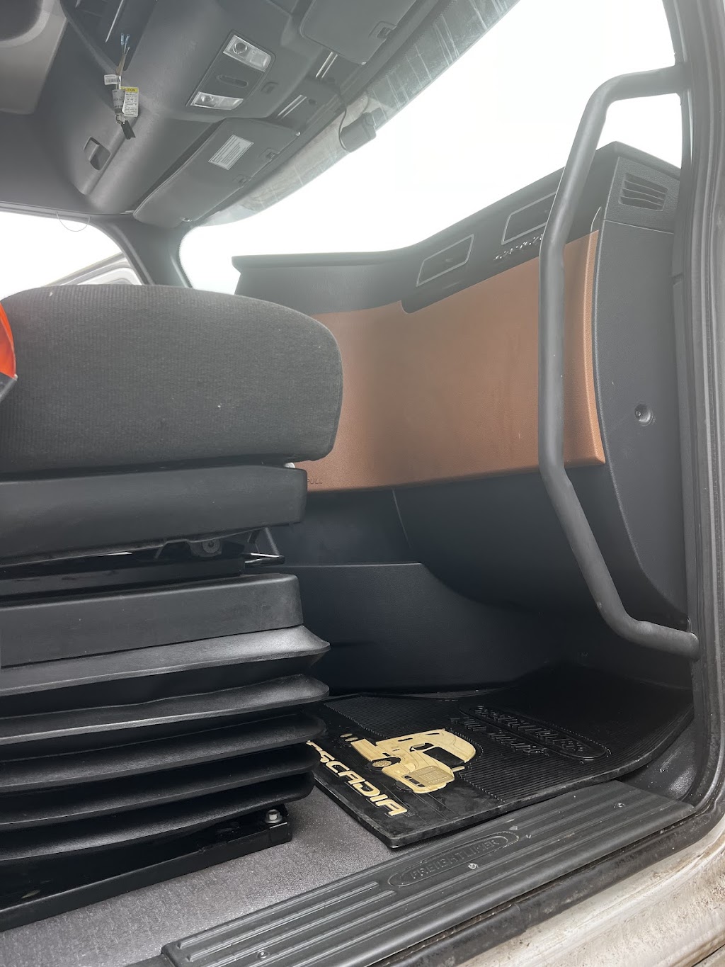 Best & Fast mobile detailing ltd. | 53 Newbury Crescent, Brampton, ON L6S 5M1, Canada | Phone: (437) 233-2200