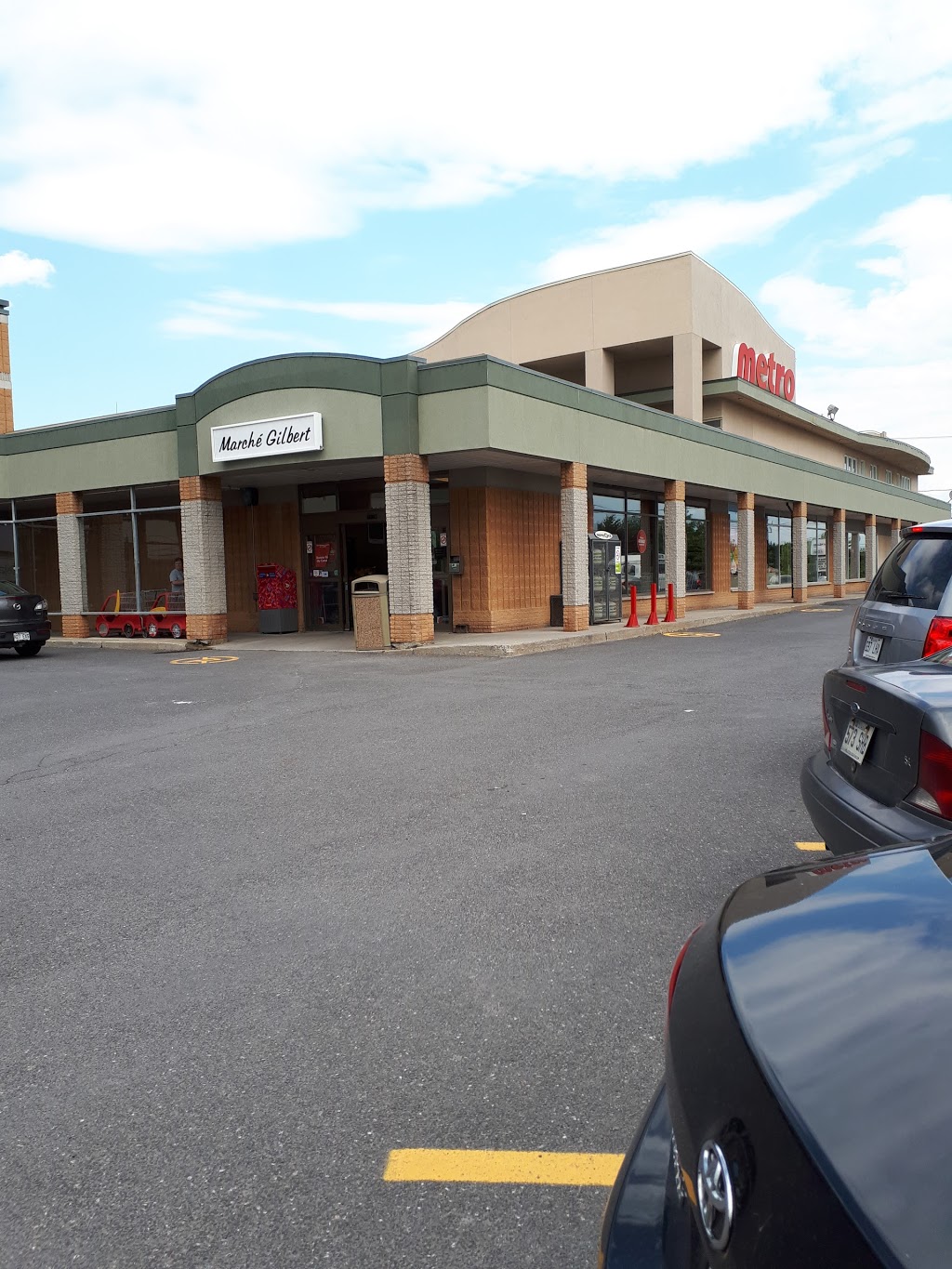 Metro Ste-Claire | 165 Boulevard Bégin, Sainte-Claire, QC G0R 2V0, Canada | Phone: (418) 883-3939