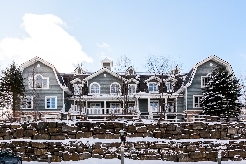 Le Manoir - Condos Mont-Tremblant | 110-7 Chemin des Quatres Sommets, Mont-Tremblant, QC J8E 1C6, Canada | Phone: (877) 287-0036