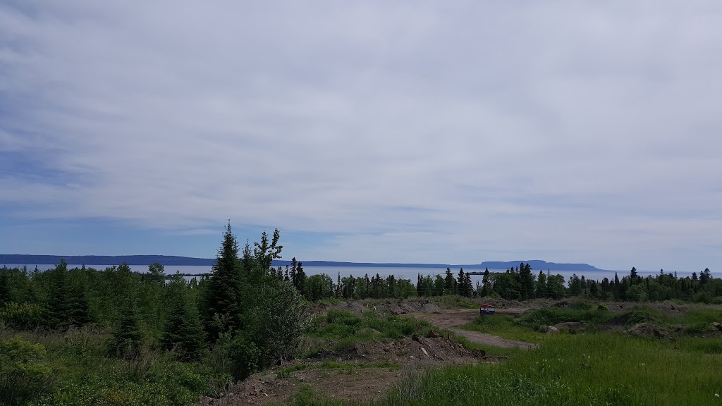 Crystal Beach Variety | 2005 Lakeshore Dr E, Shuniah, ON P7A 0L4, Canada | Phone: (807) 983-2752