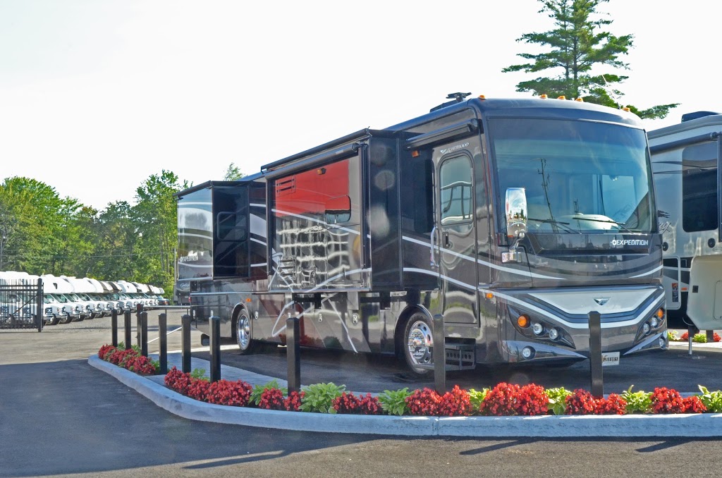 Luxury RV | Sale | 3015 Chemin Gascon, Mascouche, QC J7L 3X7, Canada | Phone: (855) 385-1465