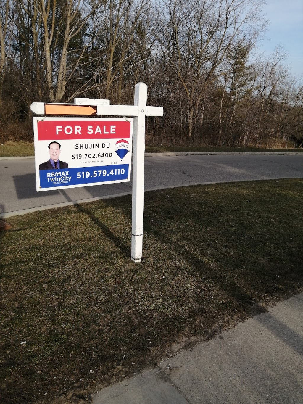 Gold Realty Corporation | Meadowsweet Trail, London, ON N5X 0A2, Canada | Phone: (519) 702-6400