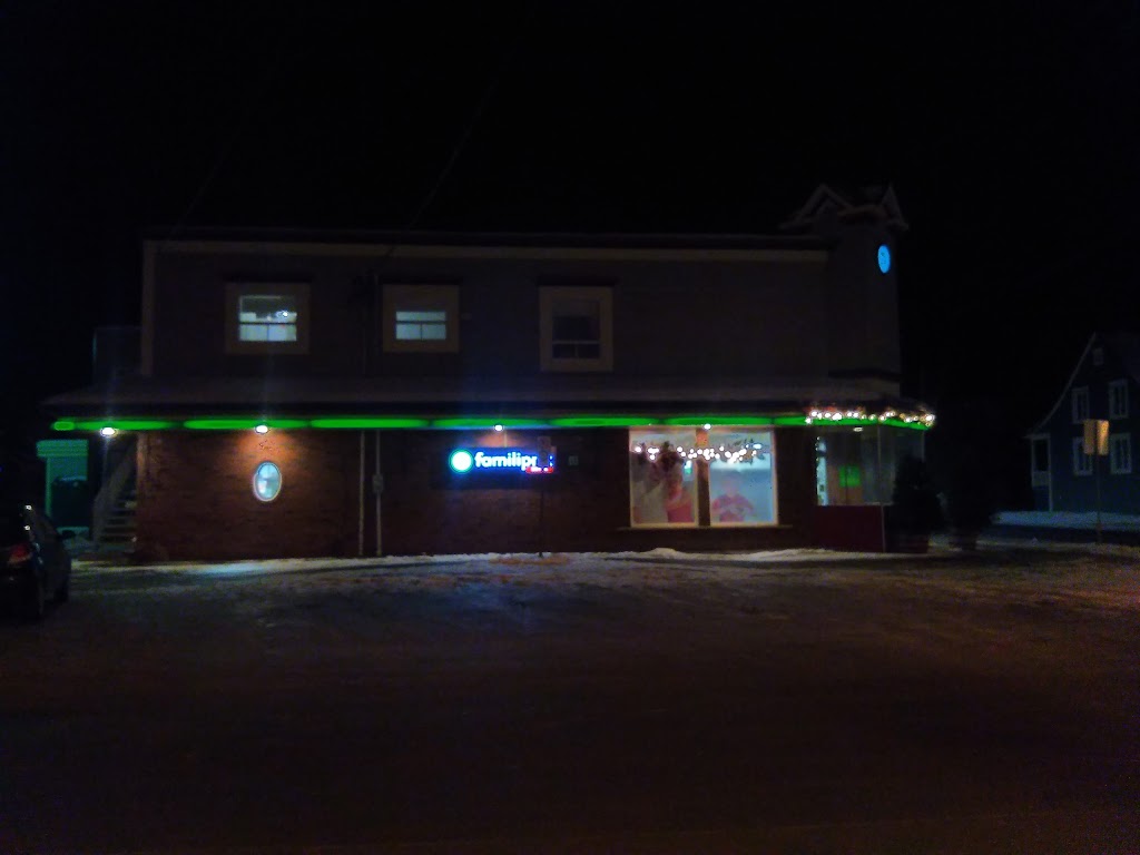 Familiprix Extra | 555 Rue Taché, Saint-Pascal, QC G0L 3Y0, Canada | Phone: (418) 492-1234