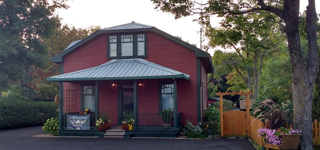 Salon Frederika | 1261 Rue Notre-Dame, Lavaltrie, QC J5T 1R7, Canada | Phone: (450) 586-2677