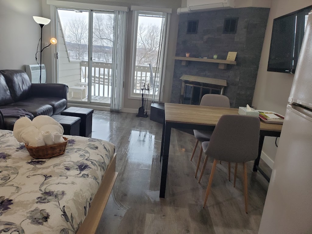CHALETESTRIE.COM | 261 Rue Merry S A302, Magog, QC J1X 4Z9, Canada | Phone: (514) 533-0132
