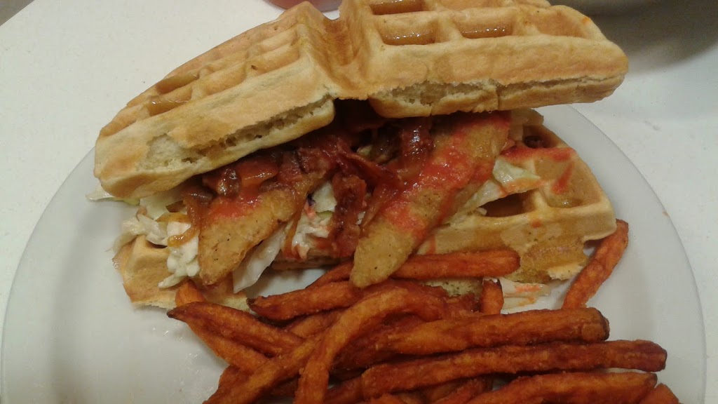 Mackenzie Café | 8888 University Dr W, Burnaby, BC V5A 1S6, Canada | Phone: (778) 782-3111