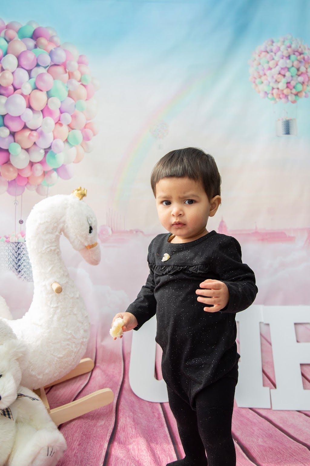 Capture Queen Studio | 1 Delta Park Blvd, Brampton, ON L6T 5G1, Canada | Phone: (416) 500-3290