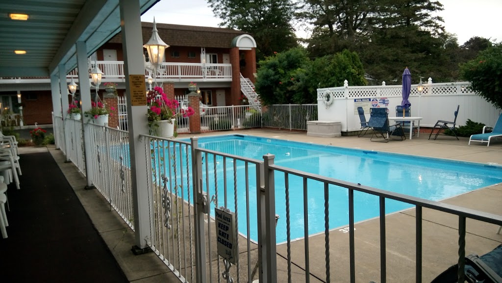 Lockport Inn and Suites | 315 S Transit St, Lockport, NY 14094, USA | Phone: (716) 434-5595