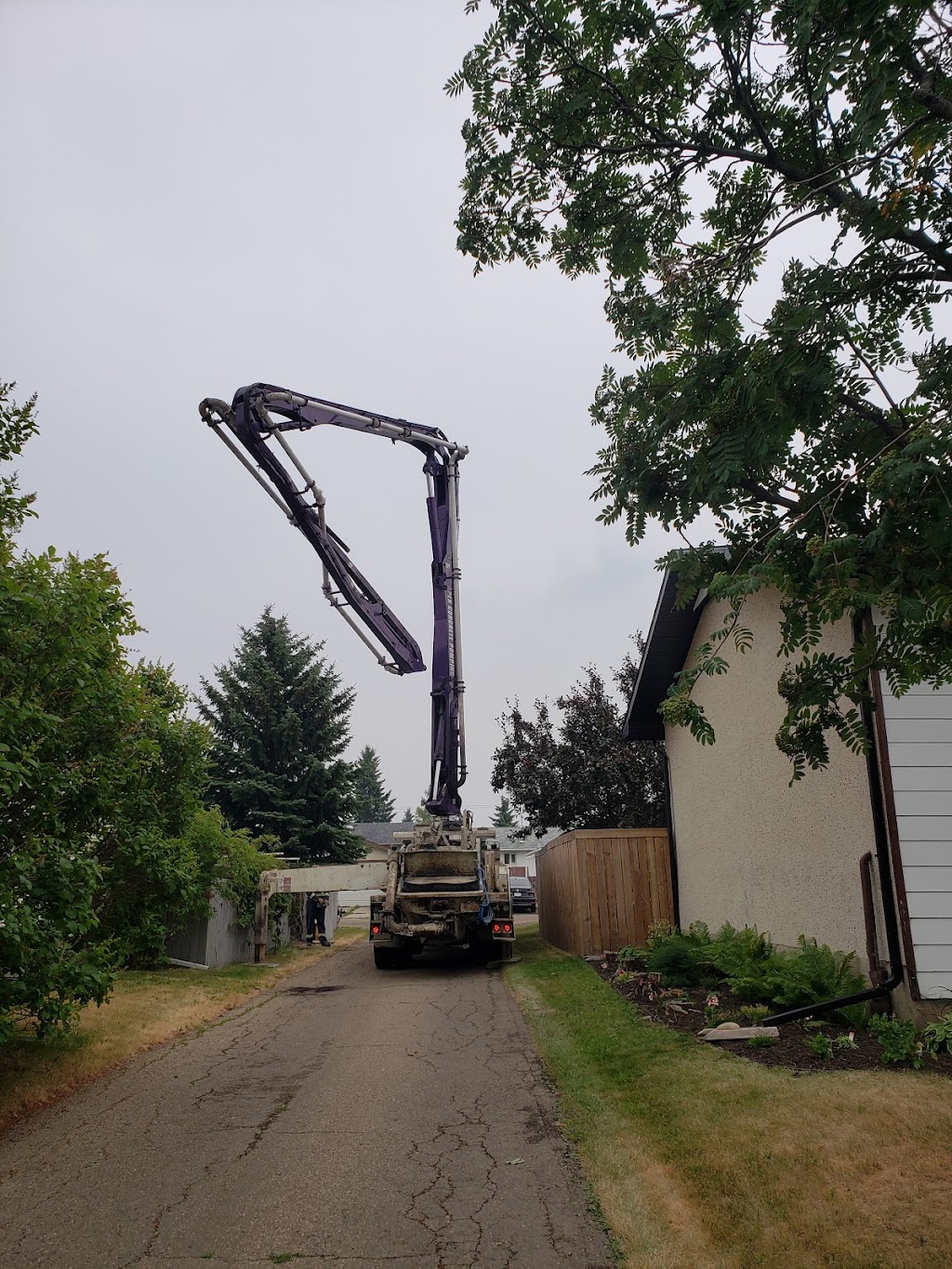 Apex Concrete Pumping Ltd | 3906 Claxton Loop SW, Edmonton, AB T6W 1Y6, Canada | Phone: (780) 707-8506
