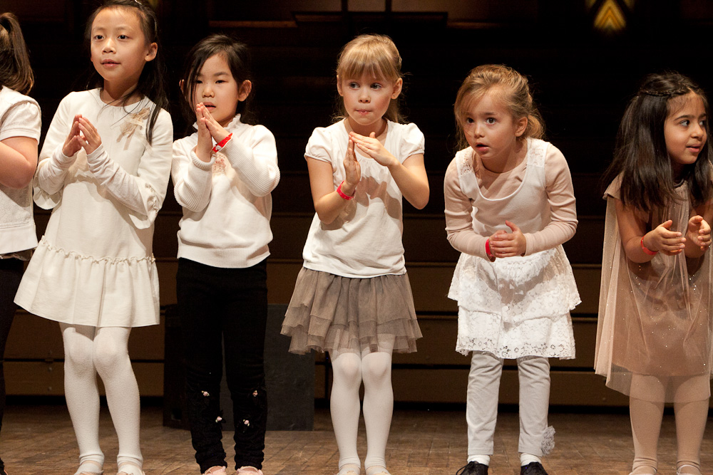 Lights Up Musical Theatre Schools - Richmond | St Annes Anglican Church, 4071 Francis Rd, Richmond, BC V7C 1J8, Canada | Phone: (888) 502-5253