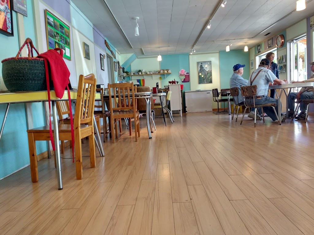 Mary Mary Café | Marble Bay Rd, Van Anda, BC V0N 3K0, Canada | Phone: (604) 486-7080