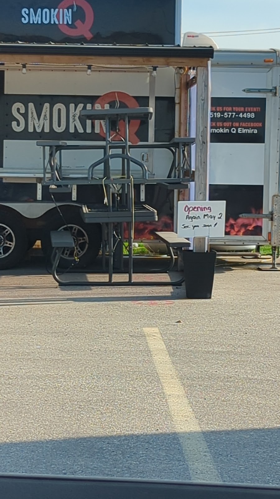 SmokinQ Elmira | 325 Arthur St S, Elmira, ON N3B 2P5, Canada | Phone: (519) 504-1480