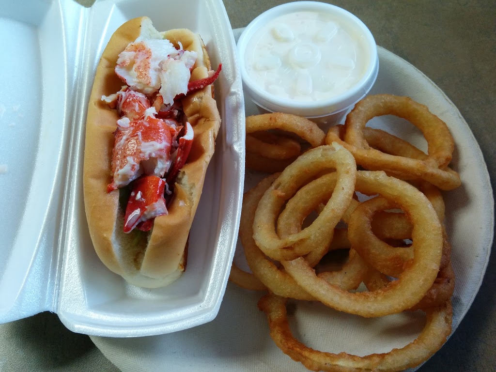 Deluxe French Fries | 450 Paul St, Dieppe, NB E1A 5T5, Canada | Phone: (506) 388-1920