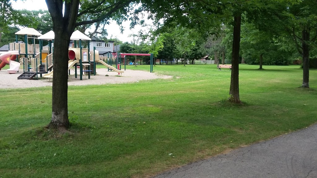 Alderwood Memorial Park | 215 Sheldon Ave, Etobicoke, ON M8W 2M8, Canada | Phone: (416) 338-4386