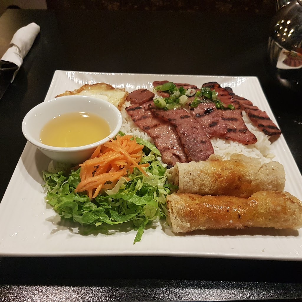 Pho Thu Do | 3987 Riverside Dr, Ottawa, ON K1V 1C1, Canada | Phone: (613) 736-5678