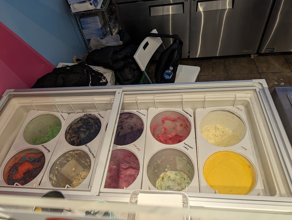 Rock N Roll Ice creams | 511 Ray Lawson Blvd Unit 11, Brampton, ON L6Y 0N2, Canada | Phone: (905) 451-7575