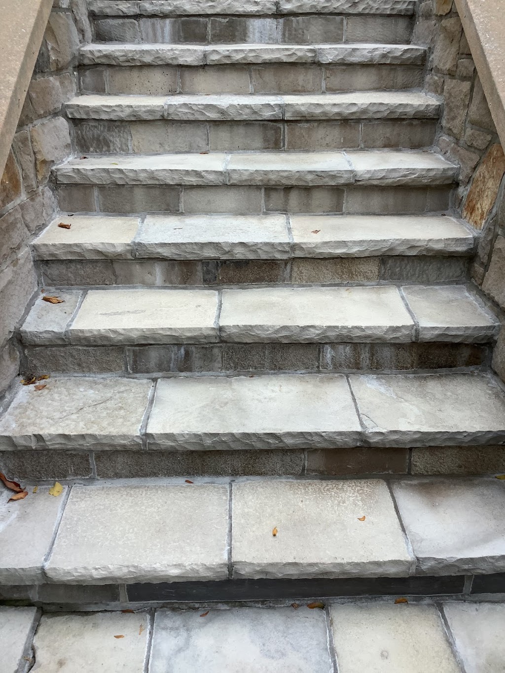 Zoha masonry | 207 S Woodrow Blvd, Scarborough, ON M1N 3M1, Canada | Phone: (416) 606-1894