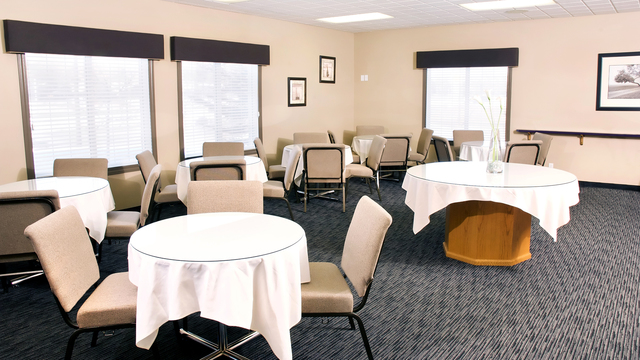 South Calgary Funeral Centre and Crematorium | 12700 Macleod Trail SE, Calgary, AB T2J 7E5, Canada | Phone: (403) 297-0711