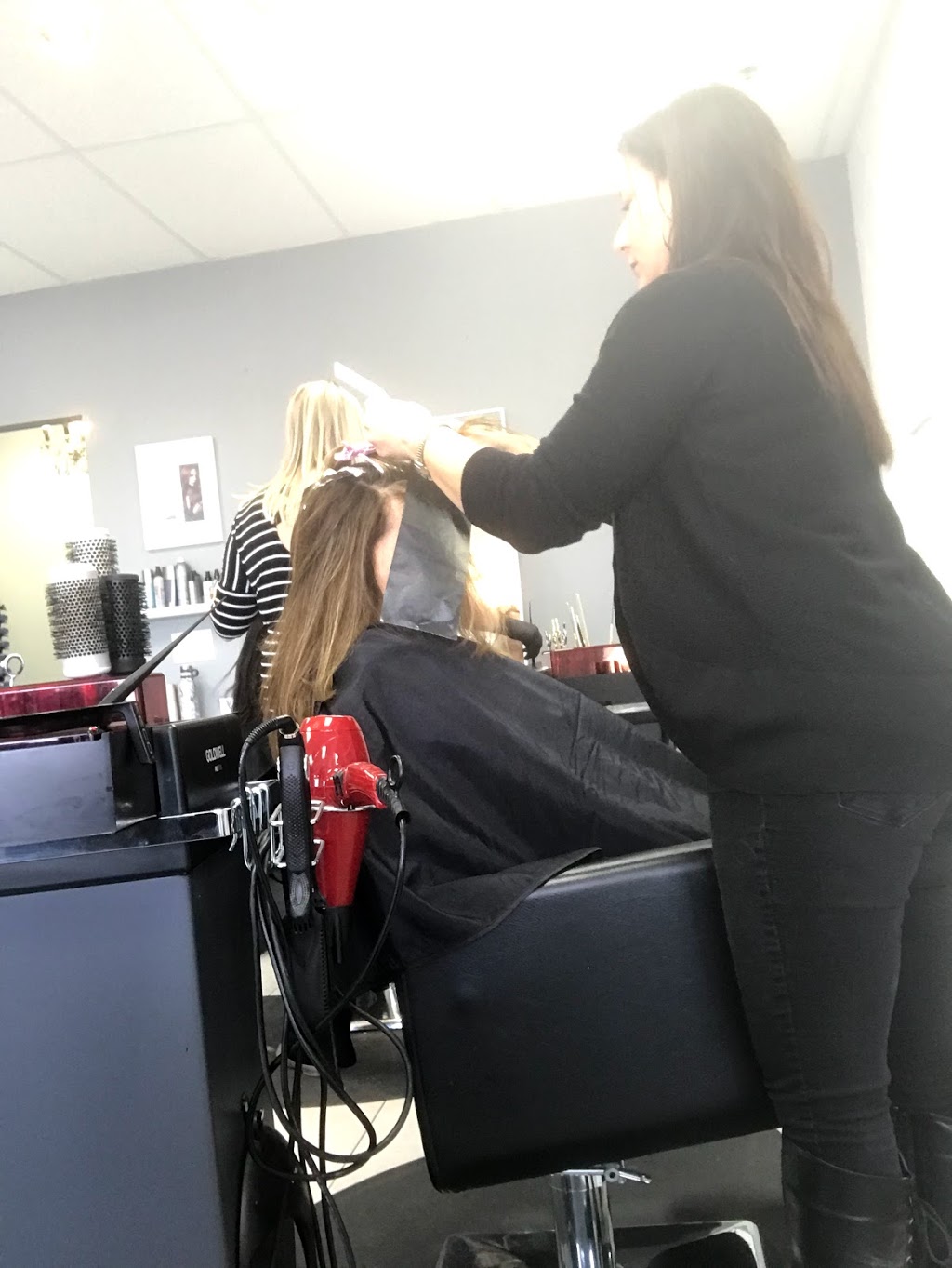Hairology Beauty Studio | 9100 Jane St unit 17b, Concord, ON L4K 0A4, Canada | Phone: (905) 597-9430