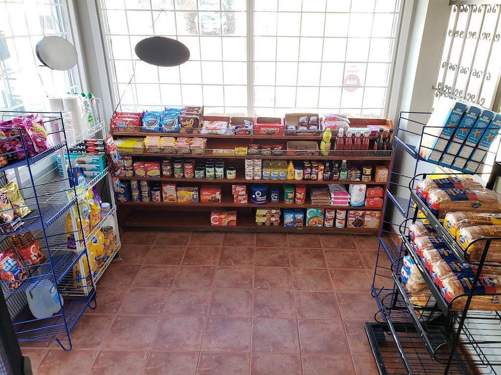 Snack Dash | 224 Gerrish St, Windsor, NS B0N 2T0, Canada | Phone: (902) 798-4015