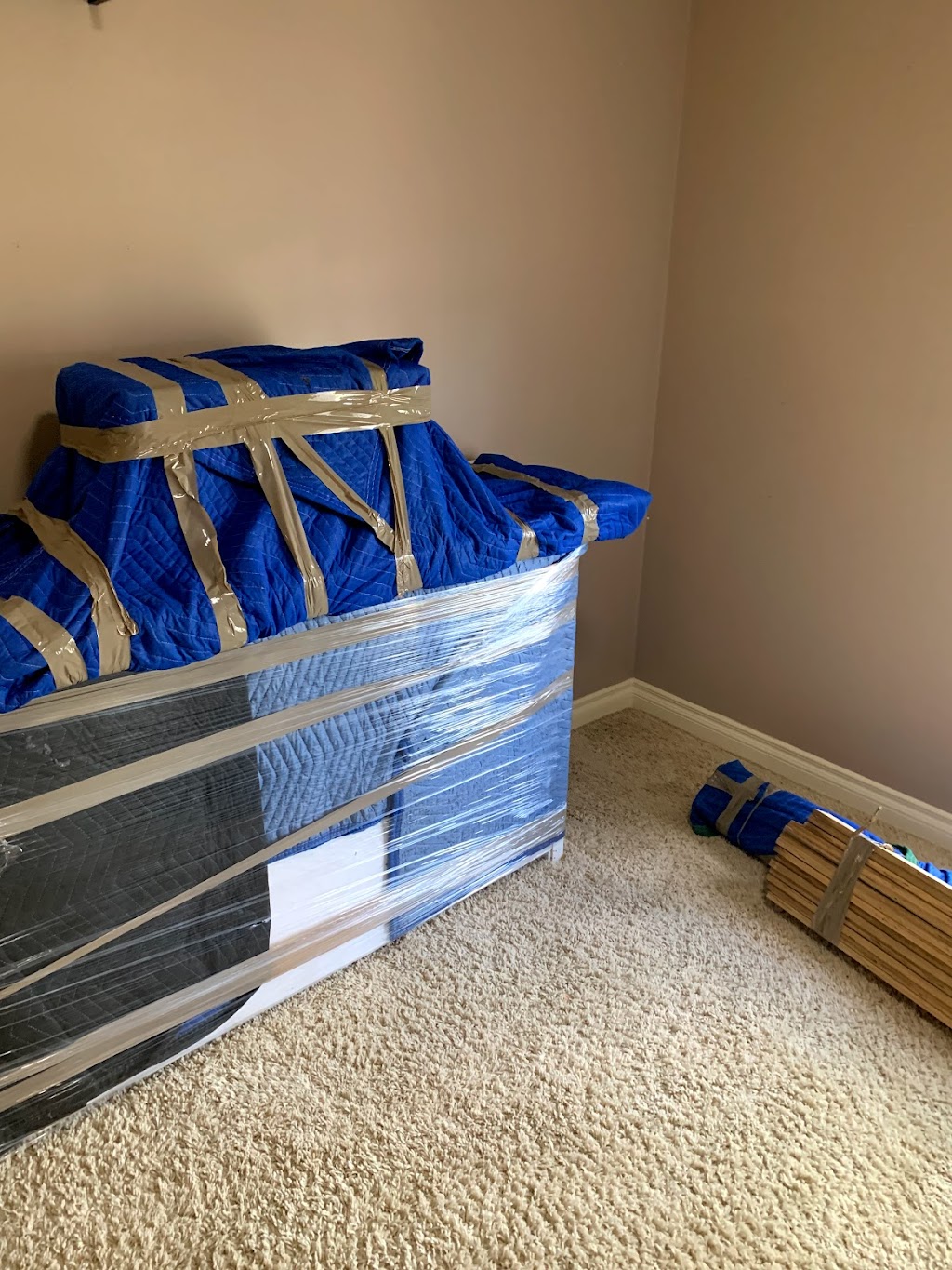 Great Movers Calgary | 12 Mahogany Row SE, Calgary, AB T3M 1S9, Canada | Phone: (825) 561-0992