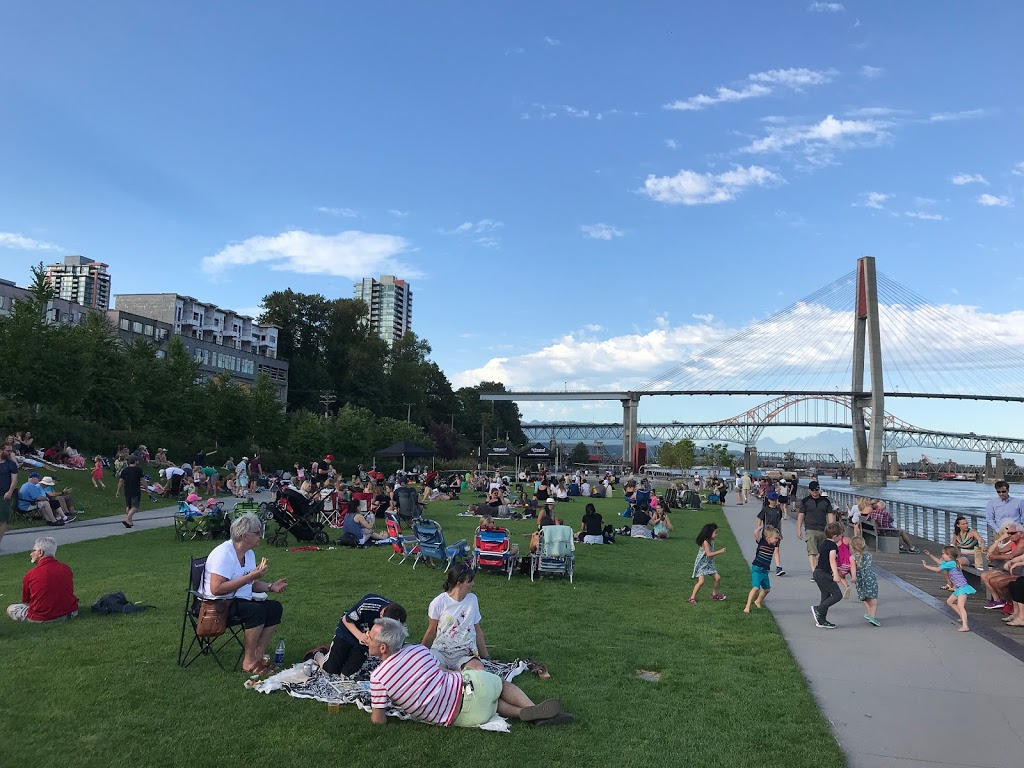 Eats at the Pier concession at Westminster Pier Park | Westminster Pier Park 49.203654, -122.904677, New Westminster, BC V3M 6Z6, Canada | Phone: (604) 527-4634