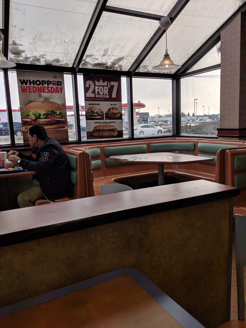 Burger King | 1430 McPhillips St, Winnipeg, MB R2V 3C5, Canada | Phone: (204) 987-8423